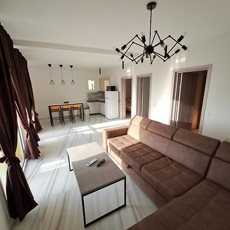 Apartments Miles Utjeha-Bušat Eksteriør billede